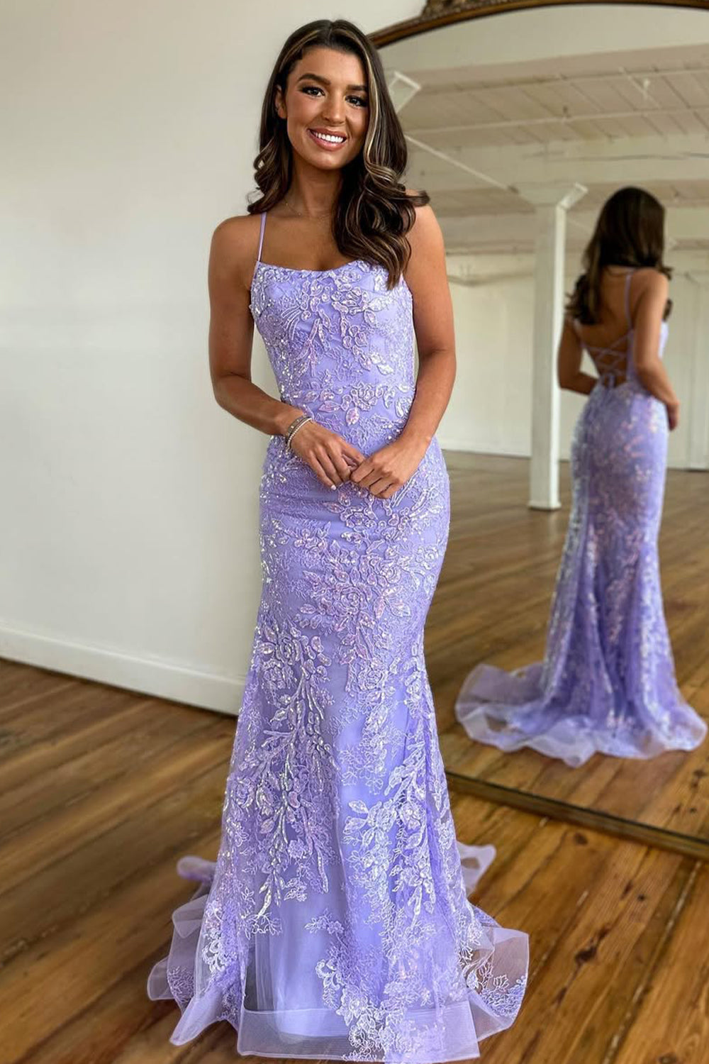 Exquisite lilac Spaghetti Straps Lace Up Long Prom Dress with Appliques