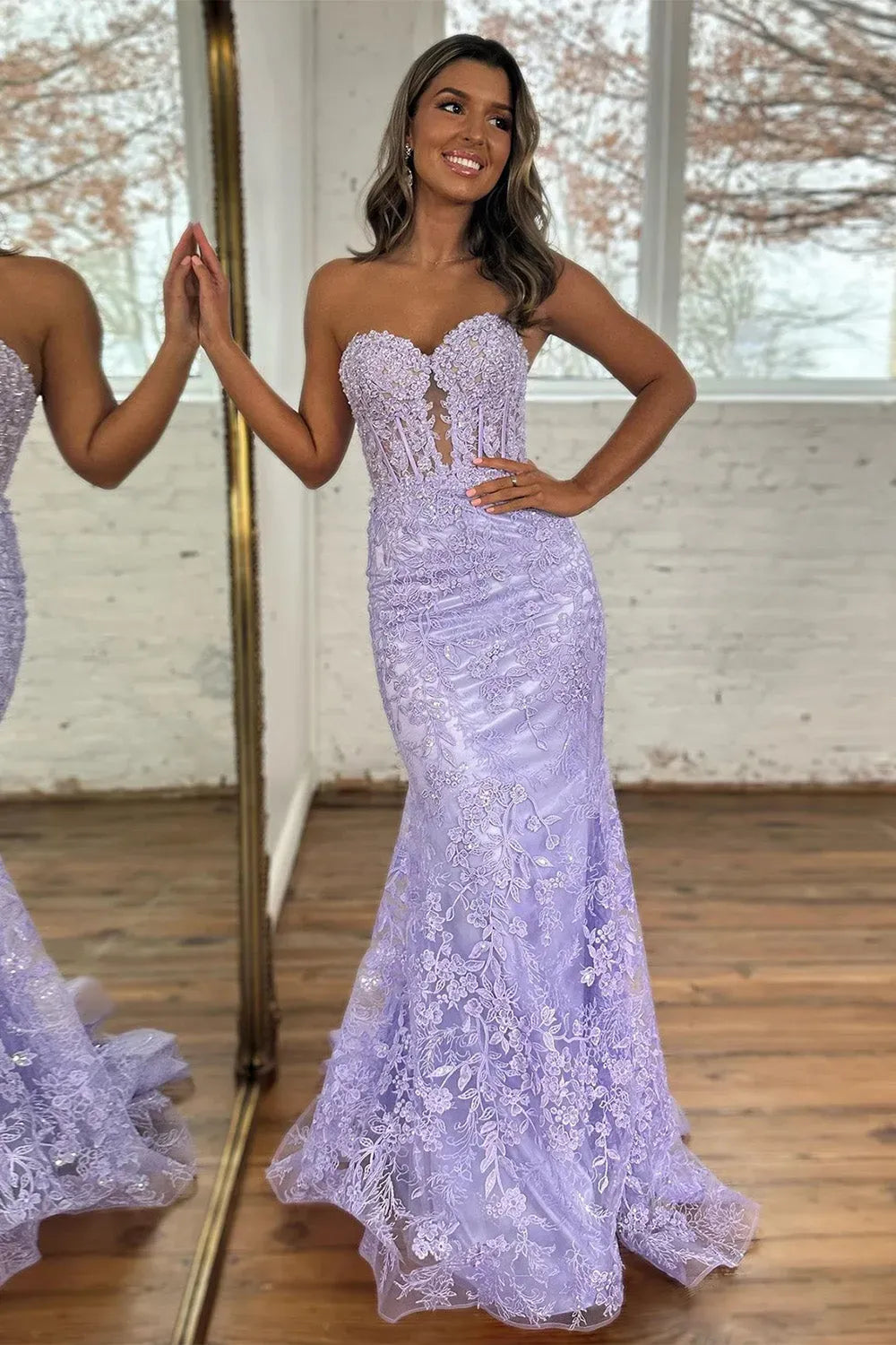 Stunning Sweetheart Backless Mermaid Long Prom Dress with Appliques and Sequin