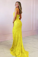 Stunning Yellow Mermaid Strapless Long Lace Prom Dress With Let Slit